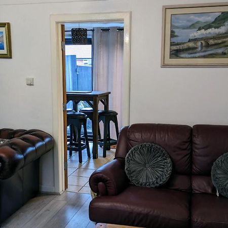 Summerhill, Wrexham - Key Worker friendly Eksteriør billede
