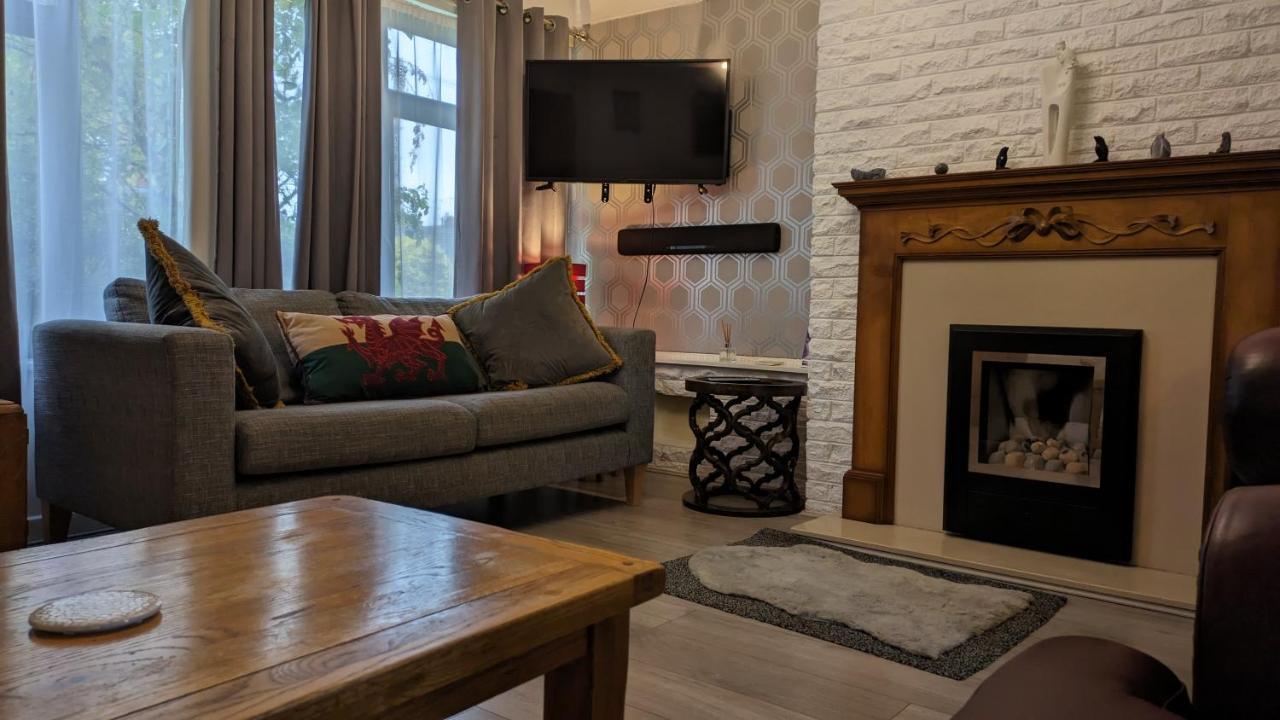 Summerhill, Wrexham - Key Worker friendly Eksteriør billede